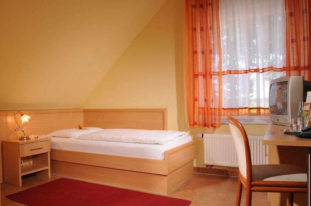 Landhotel Baumanns Hof Kirchdorf  Exterior photo